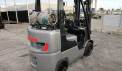 2009-nissan-forklift-5000capacity-3-stage-side-back-k