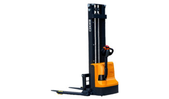 EKKO EB12EA Full Powered Straddle Stacker 3000 lb Cap., 145.67″ Height